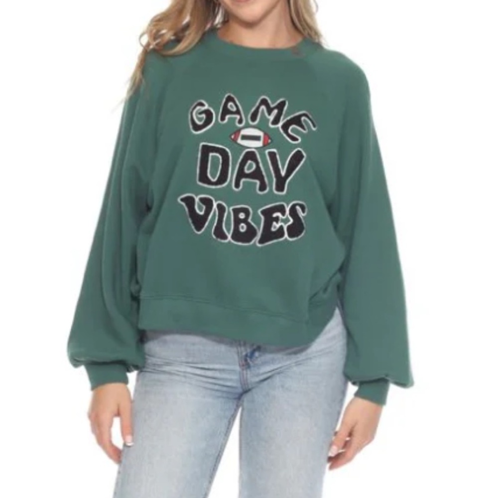 Just Madison Game Day Vibes Pullover Crewneck in green size large oversized